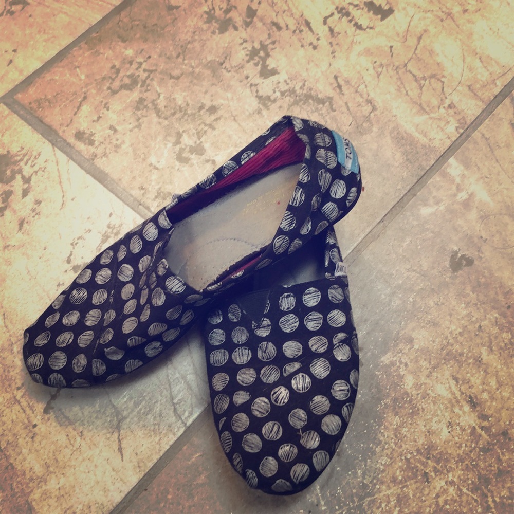 Toms shoes